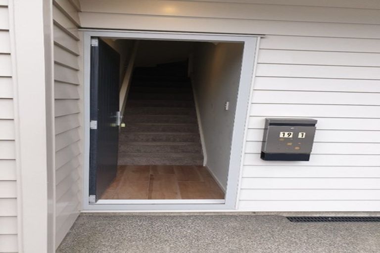 Photo of property in 19u1 Collins Avenue, Tawa, Wellington, 5028