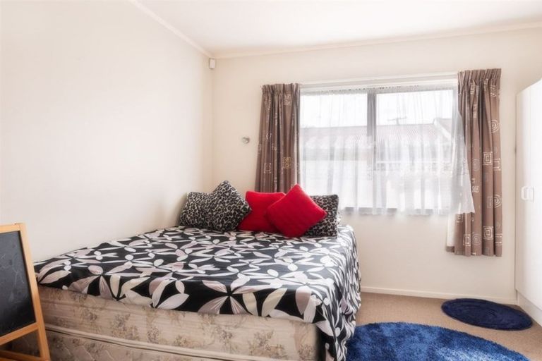 Photo of property in 4/19 Opaheke Road, Papakura, 2110