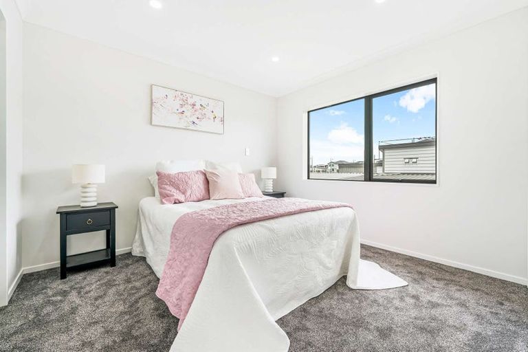 Photo of property in 5 Seagreen Avenue, Rosehill, 2113