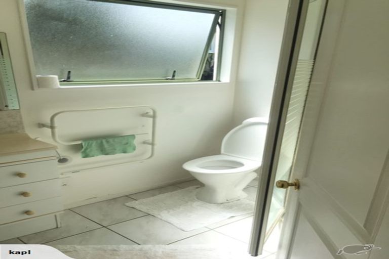 Photo of property in 163b Colwill Road, Massey, Auckland, 0614