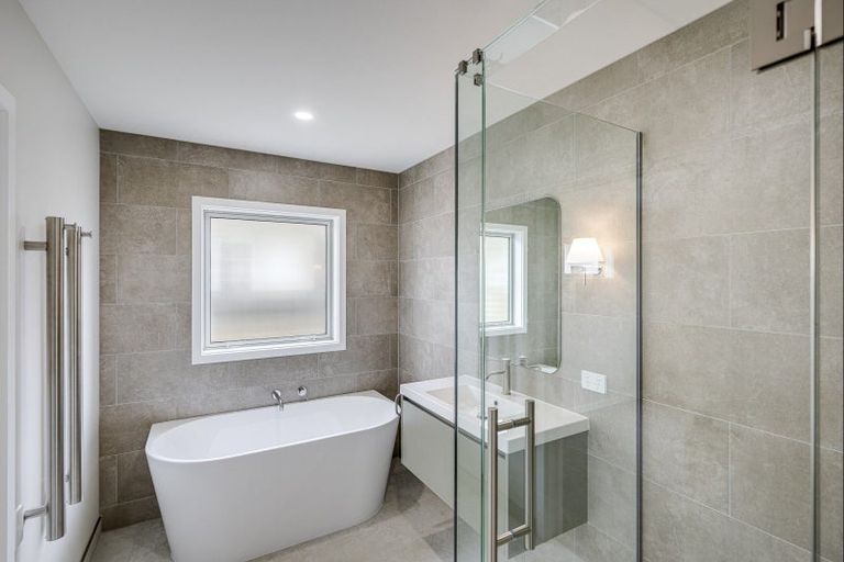 Photo of property in 6b Ypres Street, Greenmeadows, Napier, 4112