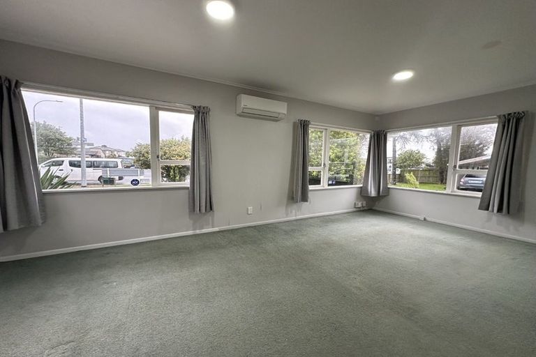 Photo of property in 1/13 Browns Road, Manurewa, Auckland, 2102