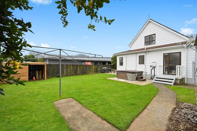 Photo of property in 120 Grey Street, Cambridge, 3434