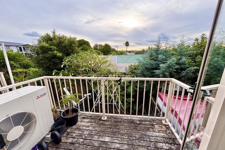 Photo of property in 5/49 Henderson Valley, Henderson, Auckland, 0612