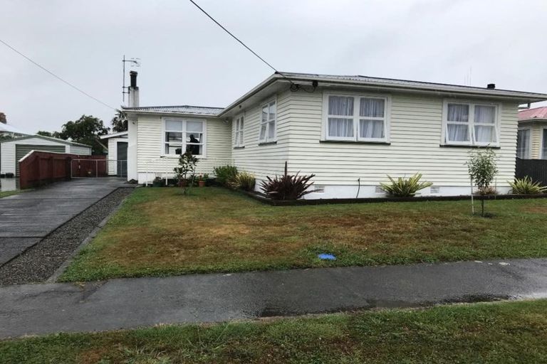 Photo of property in 24 Elizabeth Street, Levin, 5510