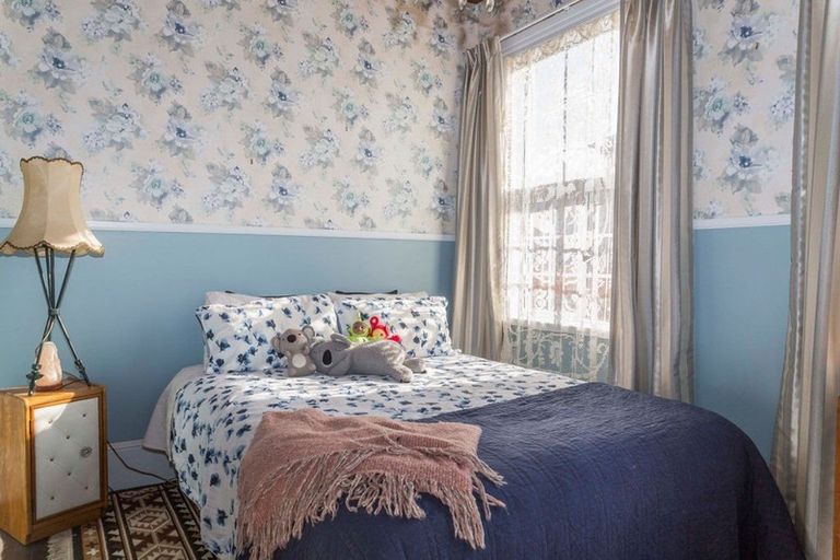 Photo of property in 237 High Street, Dannevirke, 4930