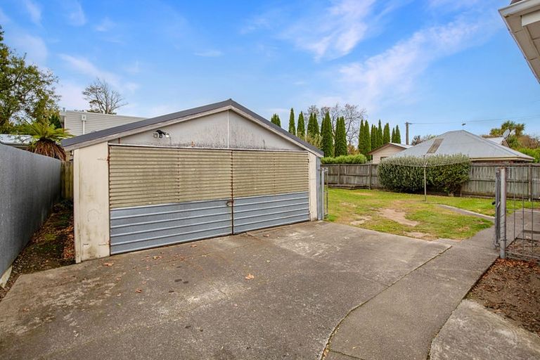 Photo of property in 184 Condell Avenue, Papanui, Christchurch, 8053