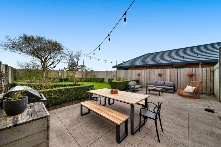 Photo of property in 35 Maire Street, Hawera, 4610