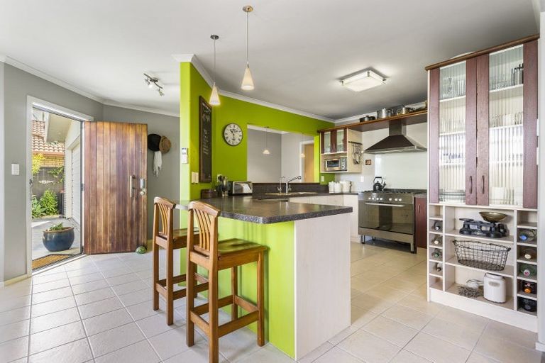 Photo of property in 12 Paua Cove, Papamoa Beach, Papamoa, 3118