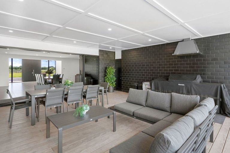 Photo of property in 438 Park Road, Parkvale, Carterton, 5792