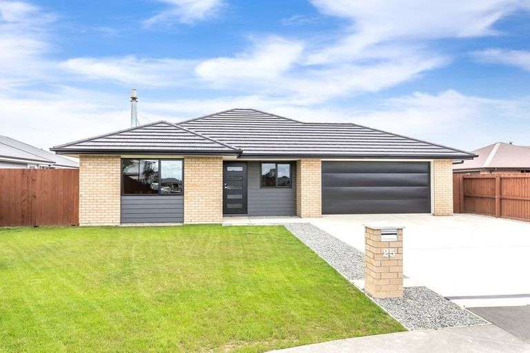 Photo of property in 25 Full Moon Lane, Rolleston, 7614