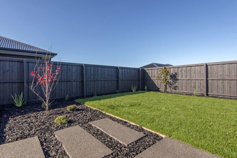 Photo of property in 42 Finstock Way, Rolleston, 7614