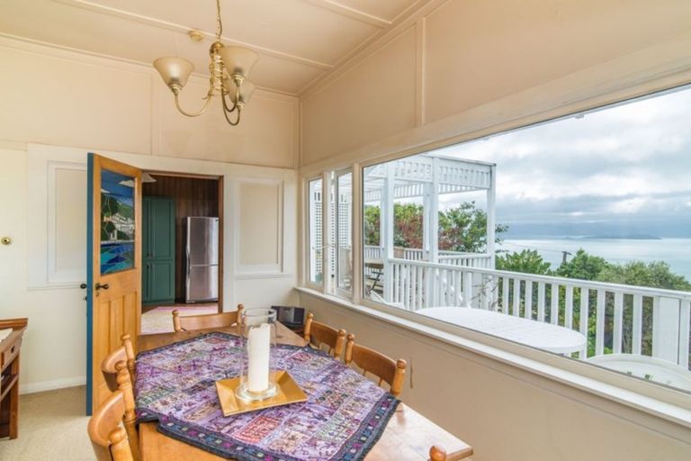 Photo of property in 4 Lower Watt Street, Wadestown, Wellington, 6012