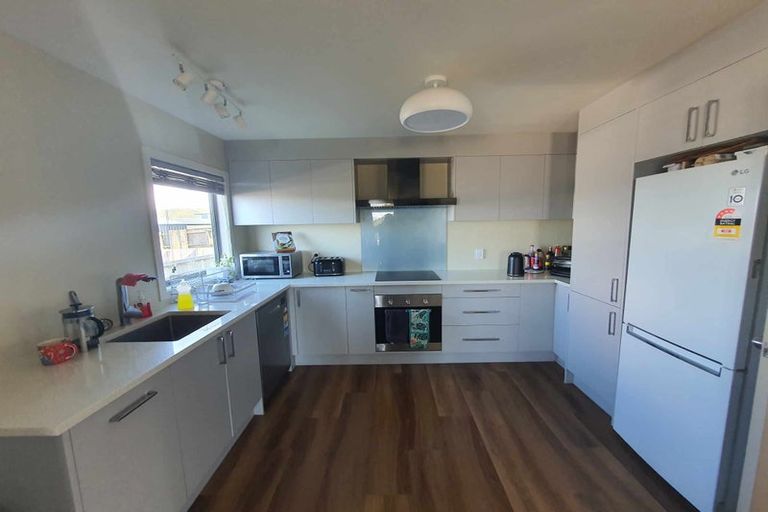 Photo of property in 18 Cathie Place, Karori, Wellington, 6012