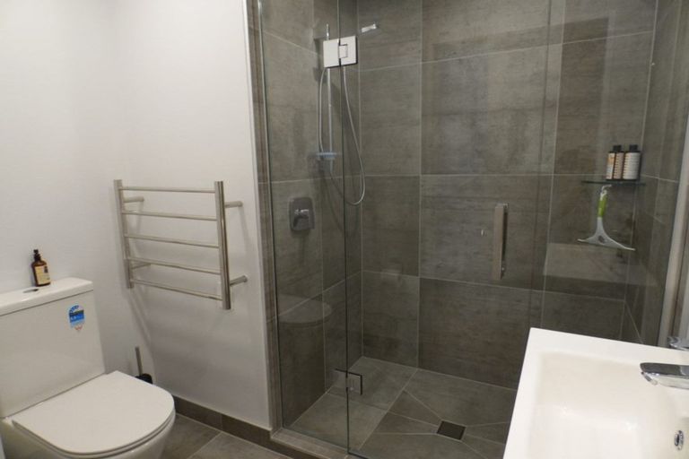 Photo of property in 28 Memorial Park Lane, Hobsonville, Auckland, 0618