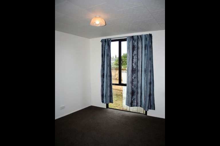 Photo of property in 3/8 Ireland Place, Ranui, Auckland, 0612