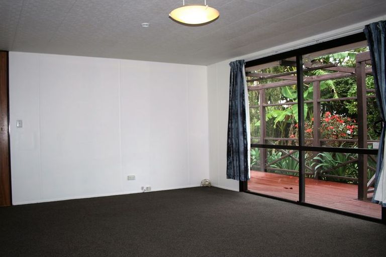 Photo of property in 3/8 Ireland Place, Ranui, Auckland, 0612