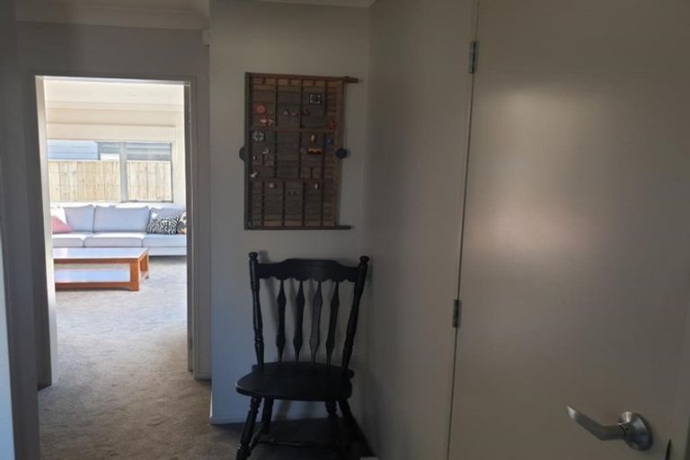 Photo of property in 21 Moonsail Drive, Whitby, Porirua, 5024