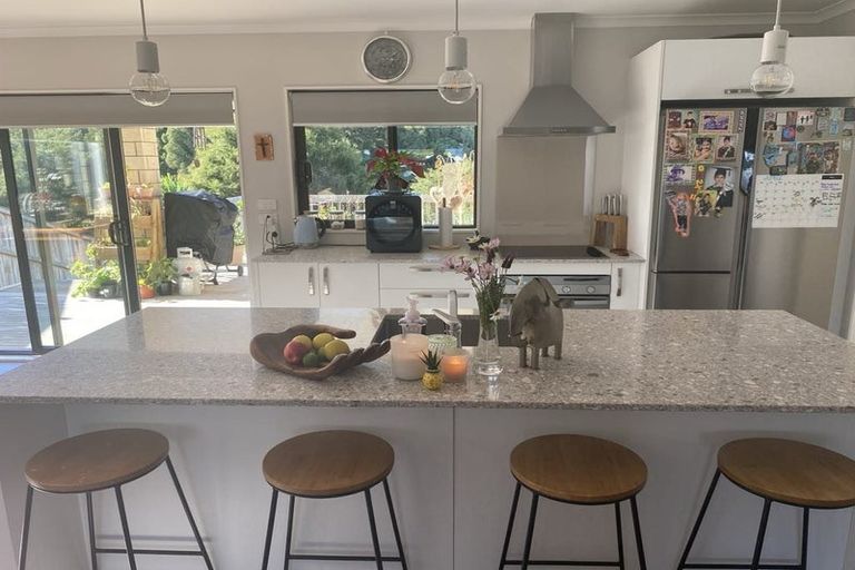 Photo of property in 13 Muirhill Place, Pokeno, 2402