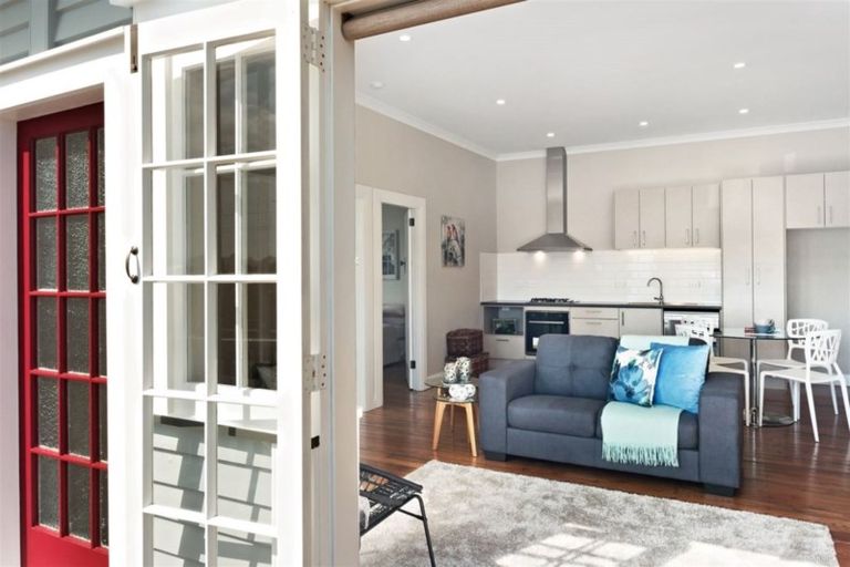 Photo of property in 26 Mellsop Avenue, Waiuku, 2123