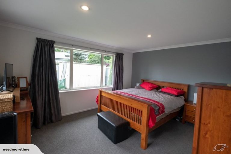 Photo of property in 1 Franklin Drive, Rangiora, 7400
