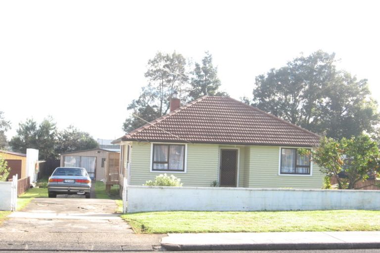 Photo of property in 3 Hutt Road, Manurewa, Auckland, 2102