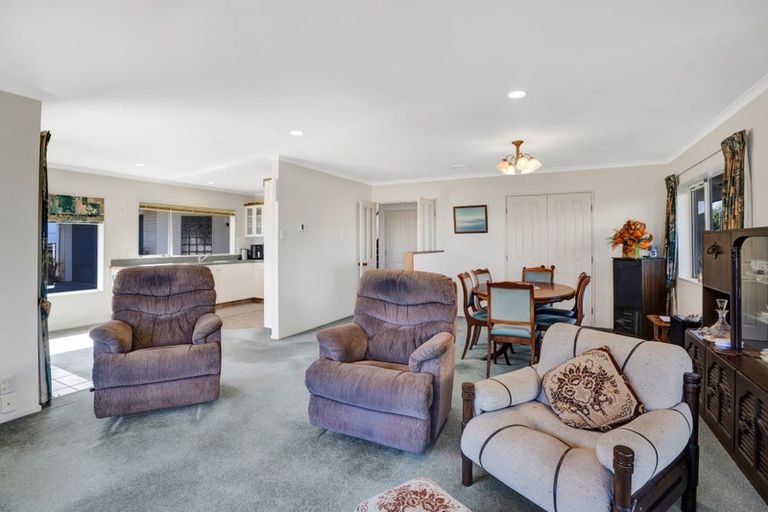 Photo of property in 6 Saddle Row, Welbourn, New Plymouth, 4310