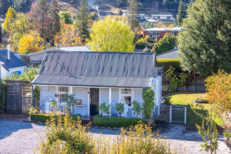 Photo of property in 76 Sunderland Street, Clyde, 9330