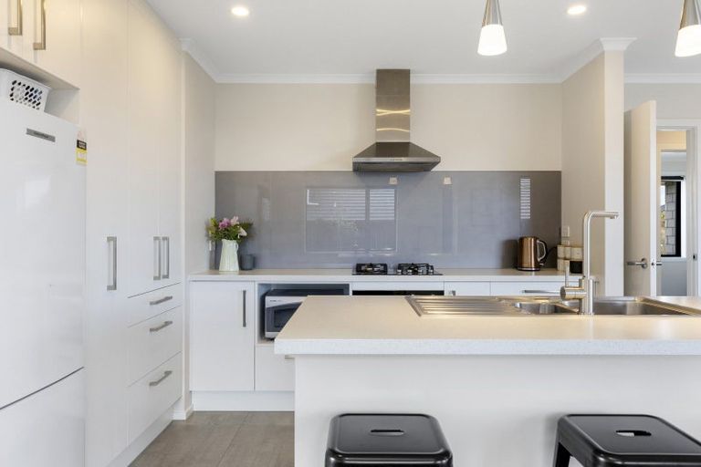 Photo of property in 22 Wai Terrace, Wharewaka, Taupo, 3330