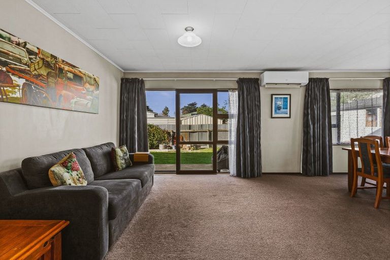 Photo of property in 8a Clarence Cox Crescent, Pirimai, Napier, 4112