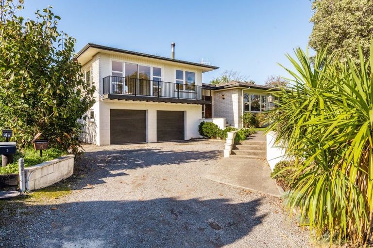 Photo of property in 6 George Place, Havelock North, 4130