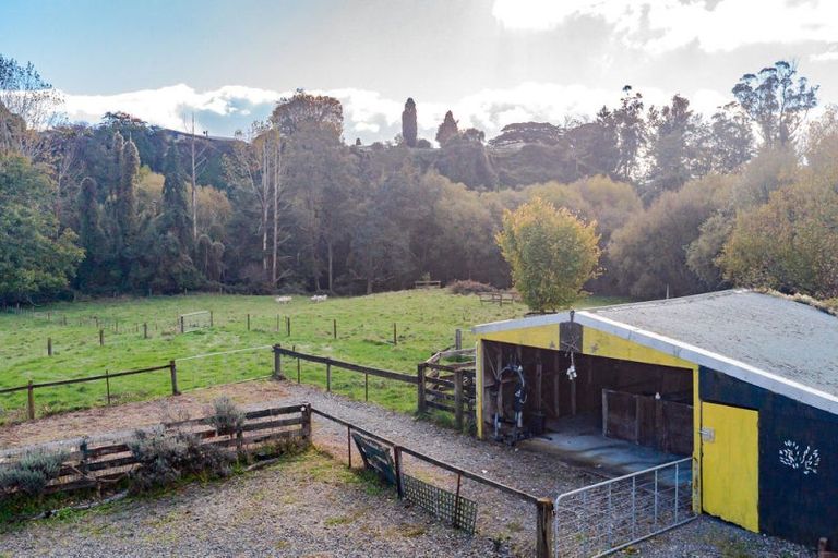 Photo of property in 41 Riverdale Road, Dannevirke, 4930