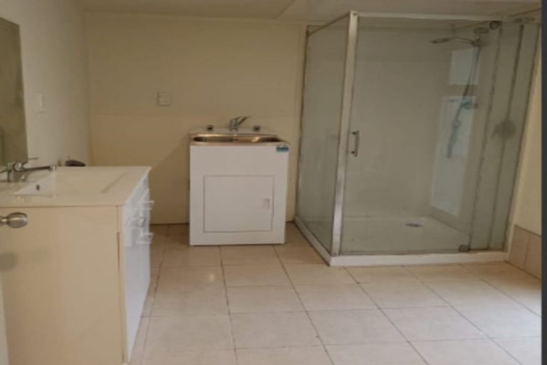 Photo of property in 27 Burndale Terrace, Manurewa, Auckland, 2102