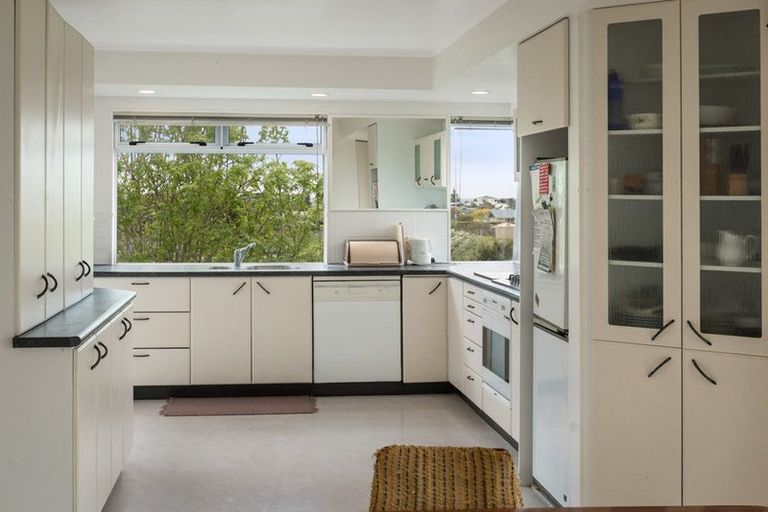 Photo of property in 58 The Crescent, Waihi Beach, 3611