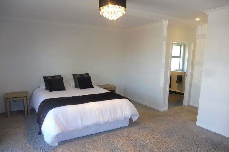 Photo of property in 25 Amokura Crescent, Flagstaff, Hamilton, 3210