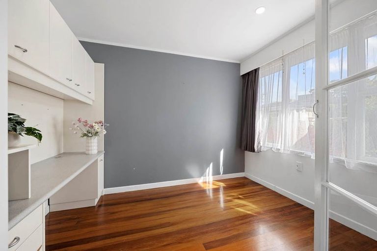 Photo of property in 29a Auld Street, Torbay, Auckland, 0630