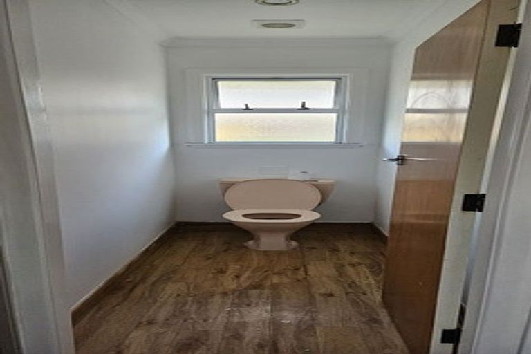 Photo of property in 92 Pine Avenue, Ebdentown, Upper Hutt, 5018