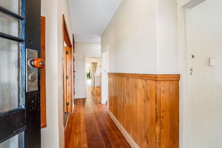Photo of property in 31 Jackson Street, College Estate, Whanganui, 4500