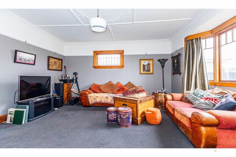 Photo of property in 21 Parsonage Road, Waimate, 7924
