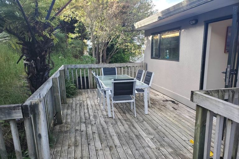 Photo of property in 14 Claverton Grove, Churton Park, Wellington, 6037