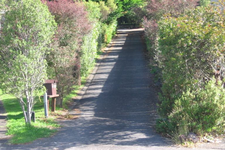 Photo of property in 17 Hydra Place, Glen Eden, Auckland, 0602