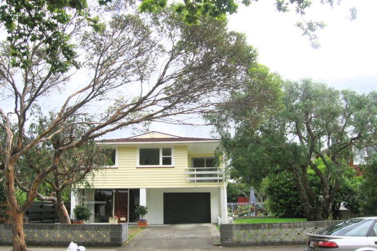 Photo of property in 14 Arnot Avenue, Clouston Park, Upper Hutt, 5018