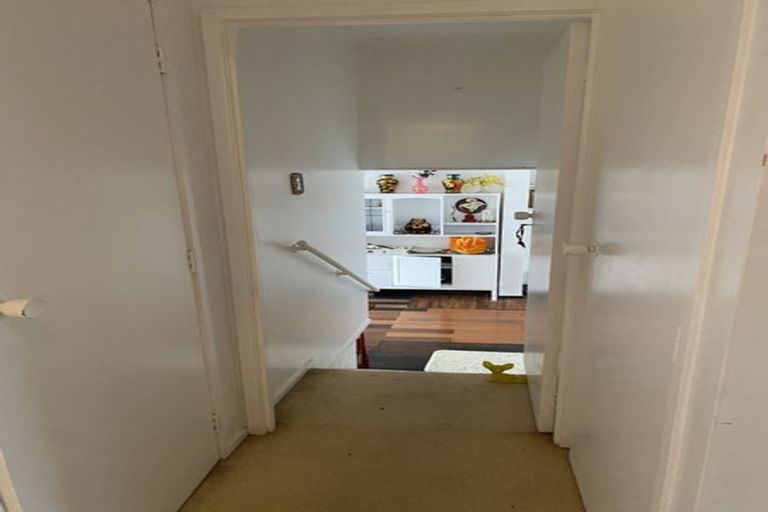 Photo of property in 1/56 Highland Park Drive, Highland Park, Auckland, 2010