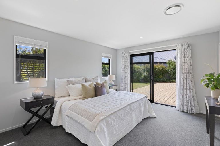Photo of property in 41 Watkins Drive, Rangiora, 7400