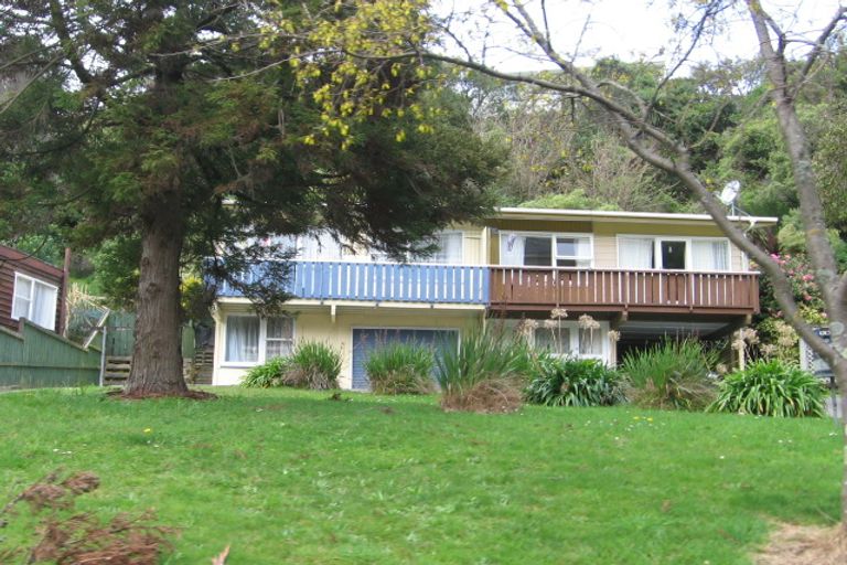 Photo of property in 124 Middleton Road, Churton Park, Wellington, 6037