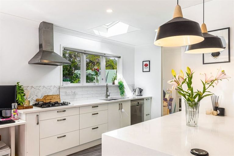 Photo of property in 307 Huia Road, Titirangi, Auckland, 0604