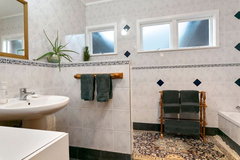 Photo of property in 34 Queen Street, Cambridge, 3434