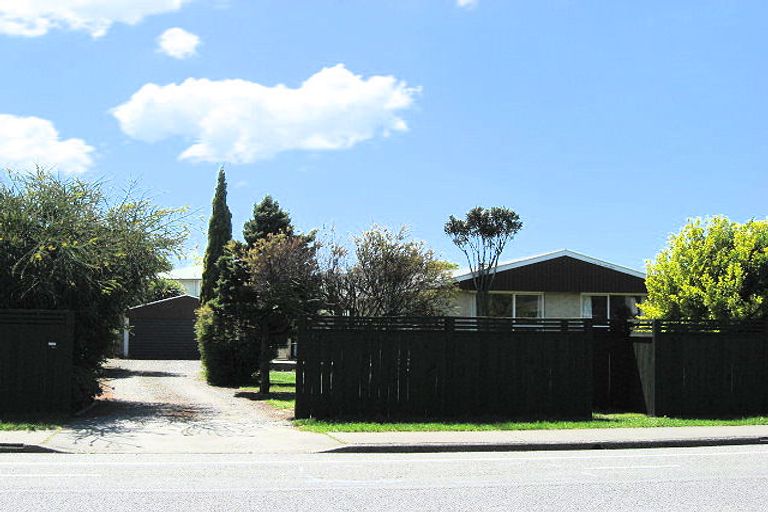 Photo of property in 124 Ohoka Road, Kaiapoi, 7630
