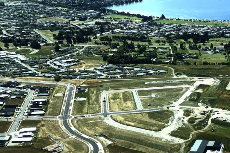 Photo of property in 5 Mason Street, Wanaka, 9305