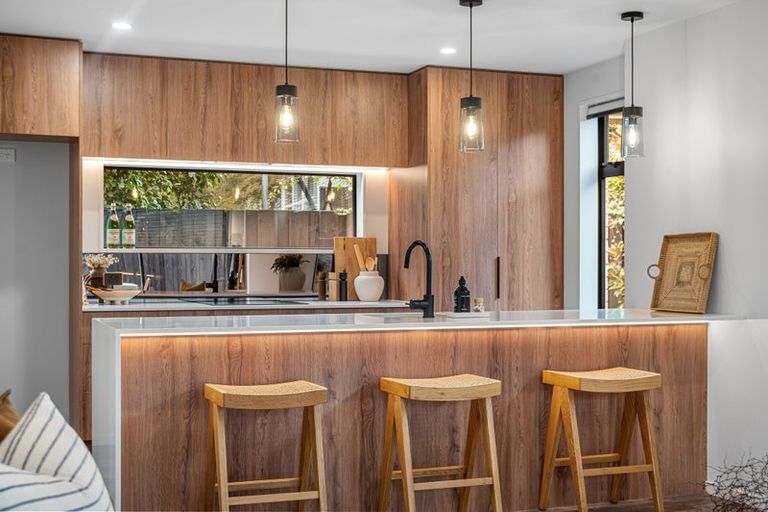 Photo of property in 1/127 Saint Albans Street, St Albans, Christchurch, 8014